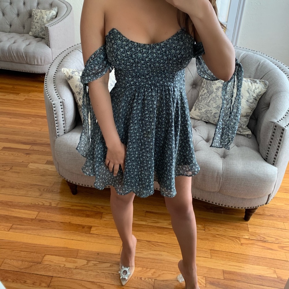 For Love & Lemons floral sexy flowy dress😍